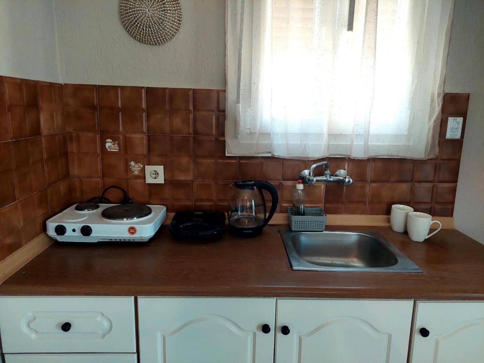 Georgia Apartments Стафилос Стая снимка