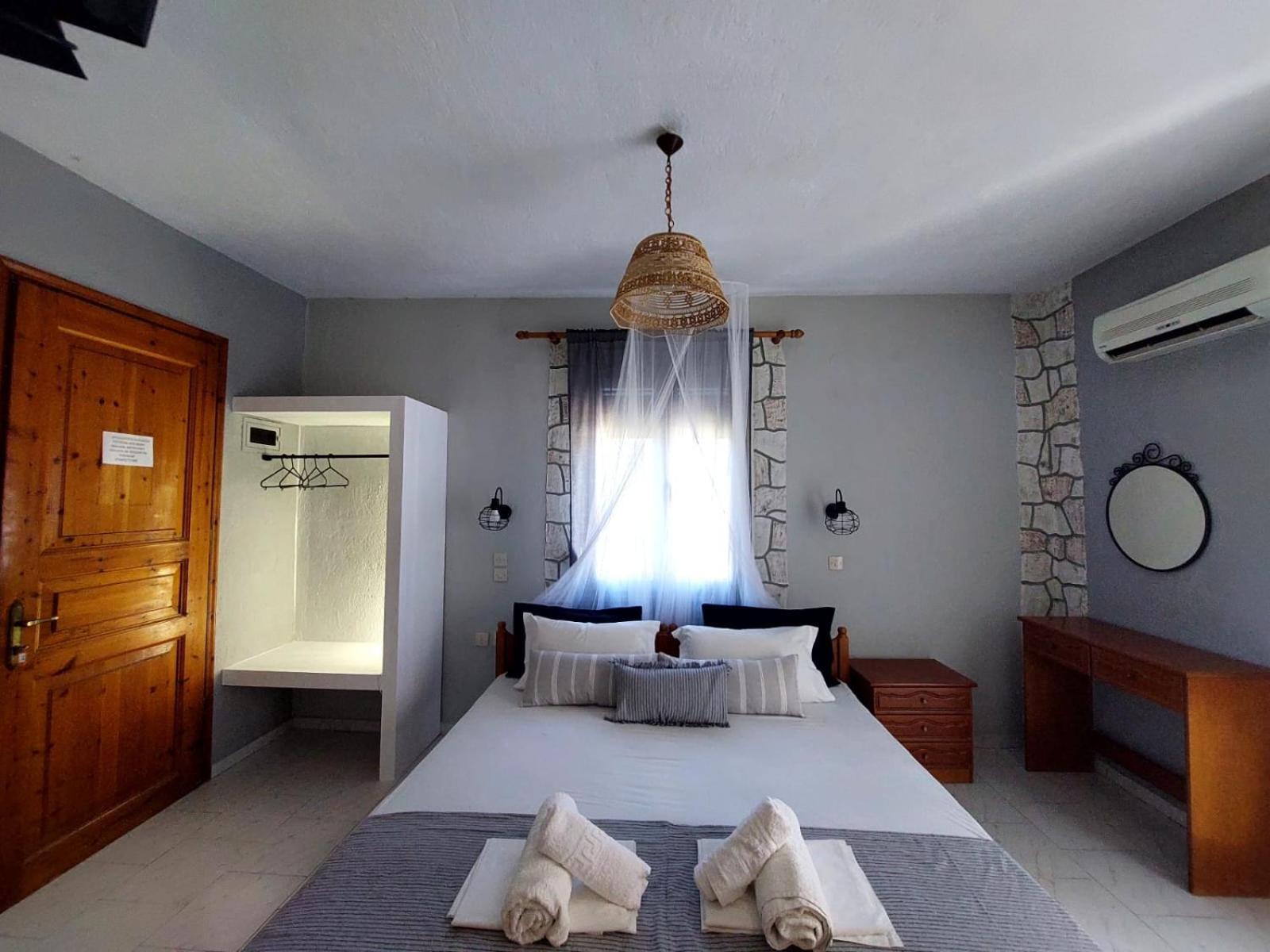 Georgia Apartments Стафилос Екстериор снимка