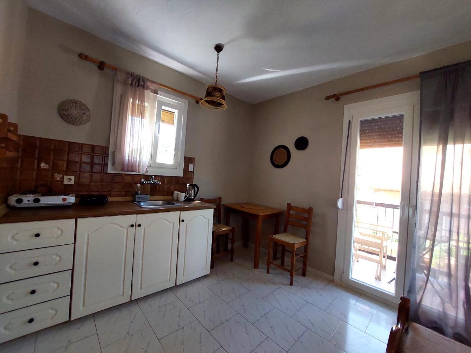 Georgia Apartments Стафилос Екстериор снимка